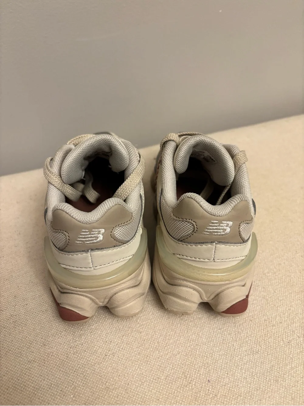 New Balance 9060 Toddler Sz 11 Bone Sparrow Cream Grey Chunky Sneakers IV9060GC